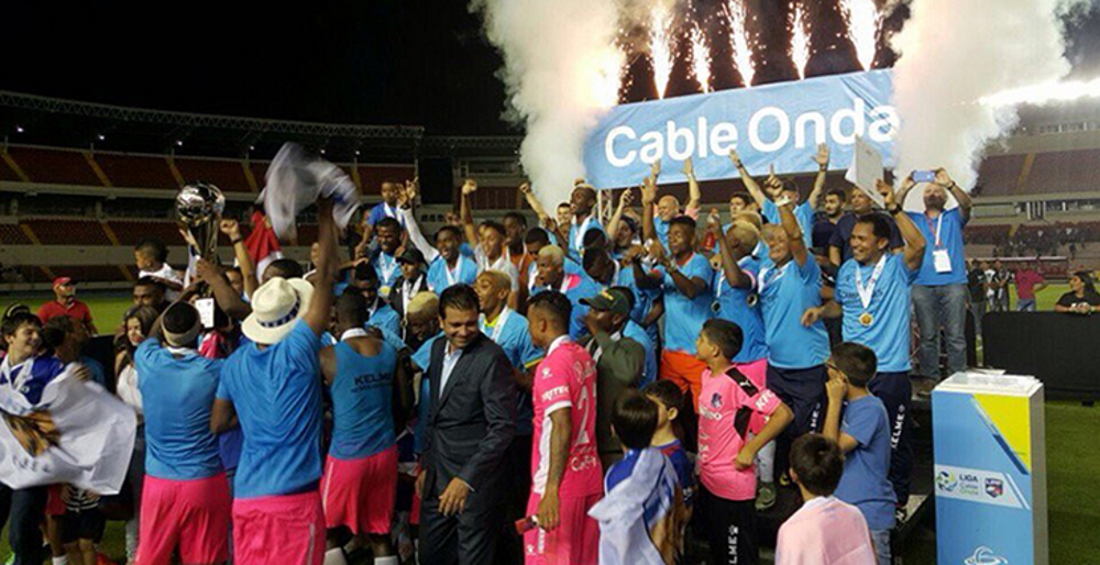 Arabe Unido campeón del Apertura 2016, clasificó a la SCCL