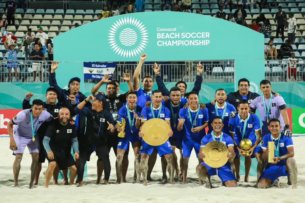 El Salvador gana la final del Campeonato de Fútbol Playa 2025